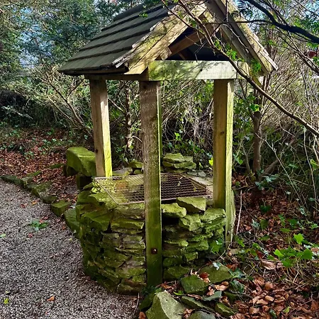 Scenery Hill Hideaways The Coach House Charming Retreat With Jacuzzi And Bbq Hut Near The District Workington