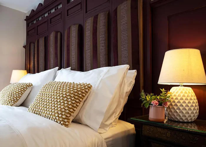 Scenery Hill Hideaways The Coach House Charming Retreat With Jacuzzi And Bbq Hut Near The District * Workington